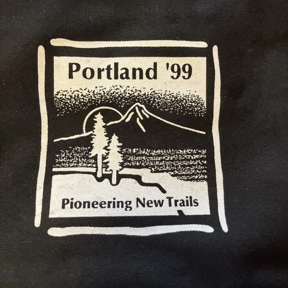 Leeds Messenger bag 1999 Portland Trails Oregon excellent condition